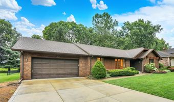 8537 Ridge Hill Dr, Indianapolis, IN 46217