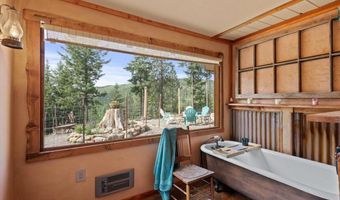 21807 E Doyle Rd, Cataldo, ID 83810