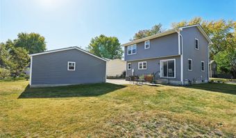 539 Village Ct, Altoona, IA 50009