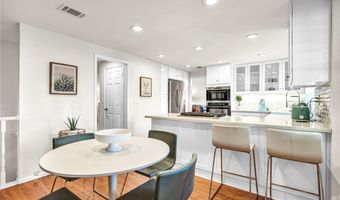 3225 Shoreline Dr, Las Vegas, NV 89117