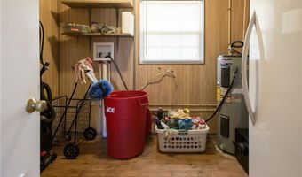 596 Teakwood Rd, Alma, GA 31510
