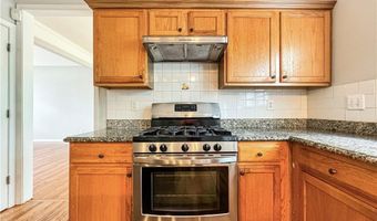 705 Redrift Ct, Alpharetta, GA 30005