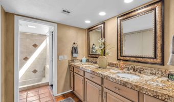37300 N TOM DARLINGTON Dr K, Carefree, AZ 85377