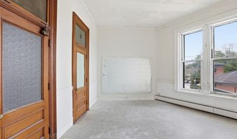 45 Main St 8/9, Amesbury, MA 01913