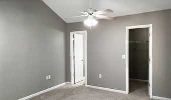 373 Still Water Cir, Boiling Springs, SC 29316