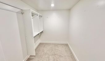 8318 Kettle Hill Ct SE, Alto, MI 49302