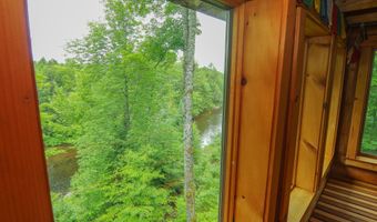 58 River Rd, Abbot, ME 04406