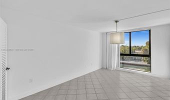 9800 W Bay Harbor Dr 403, Bay Harbor Islands, FL 33154