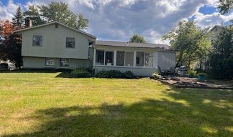 1064 Elmarna Ave, Ashland, OH 44805