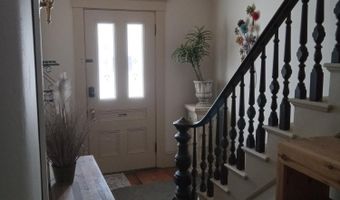 29 Whitney St, Auburn, ME 04210