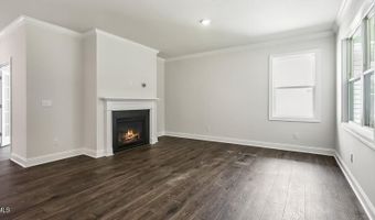 5001 Dezola St, Apex, NC 27539