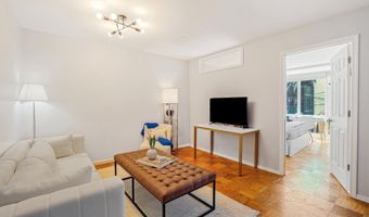 1545 18TH St NW 215, Washington, DC 20036