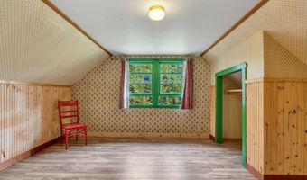 44072 Anderson Ln, Astoria, OR 97103