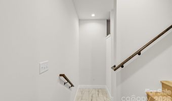 73 Rocking Porch Rd, Asheville, NC 28805