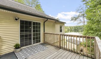 49 Sebbins Pond Dr, Bedford, NH 03110
