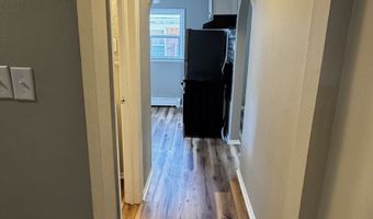 421 E 36th St, Anderson, IN 46013