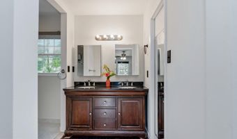 7810 HAYFIELD Rd, Alexandria, VA 22315