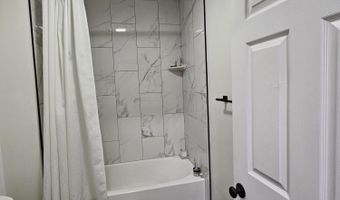 15 Ten Broeck St 2, Albany, NY 12210