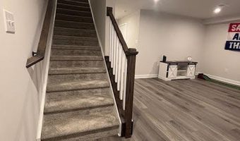 1 Halifax Rd, Bayville, NJ 08721