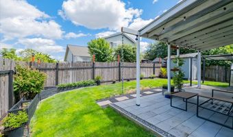 3523 COLLEGE Loop, Albany, OR 97322