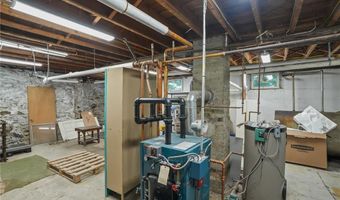 140 Main St, Lincoln, RI 02838