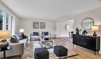 10 San Mateo Ct, Amherst, NY 14051