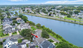 135 Lakeside Ave, Avon By The Sea, NJ 07717