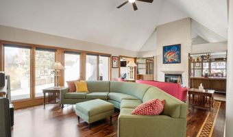 6520 Forrest Commons Blvd, Indianapolis, IN 46227