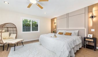 7211 Aipo Pl, Honolulu, HI 96825
