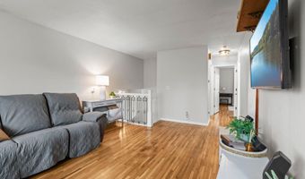 1047 Lowell Dr, Apple Valley, MN 55124