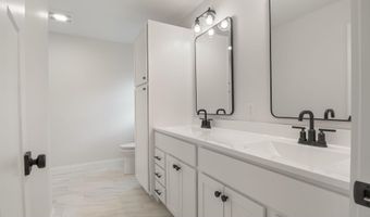 1508 Foxes Ridge Rd, Acton, ME 04001