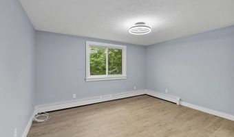 20 Colonial Dr 10, Andover, MA 01810