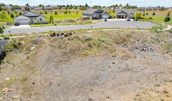 13610 W 8th Ct, Airway Heights, WA 99001