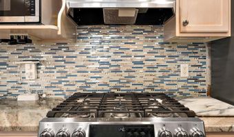 14 BOSTON Dr, Berlin, MD 21811