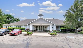 51 Faith Ln 51, Danbury, CT 06810