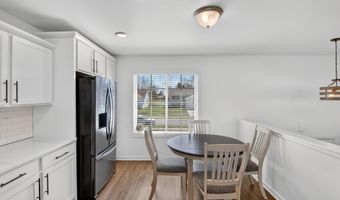 2106 Farm Valley Rd, Adrian, MI 49221