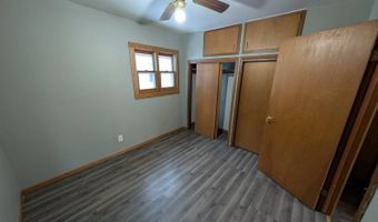111 N FIFTH St, Abbotsford, WI 54405