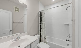 20316 NEWFOUNDLAND Sq, Ashburn, VA 20147