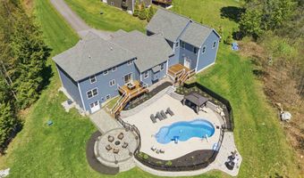 84 Juniper Cir, Auburn, NH 03032