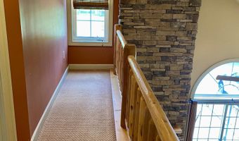 211 Keats Ln, Albrightsville, PA 18210