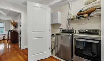 47 White Oak Ln, Aberdeen, NJ 07747