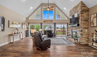 16 Enchanted Oak Ln, Alexander, NC 28701