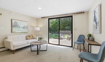 9 Deacon Hunt Dr, Acton, MA 01720