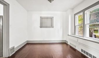 1260 Newton St, Akron, OH 44305