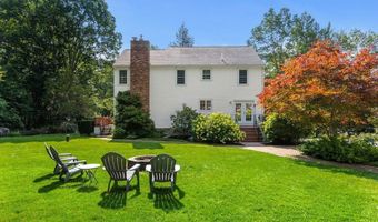 41 Gault Rd, Bedford, NH 03110
