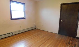 81 S Main St, Athens, ME 04912