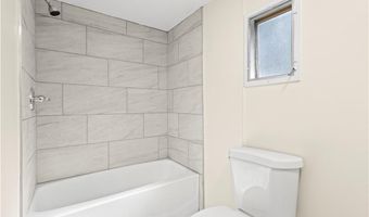 21 Lear Dr, Coventry, RI 02816