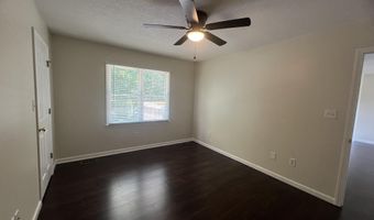 500 Chinaberry Ln, Angier, NC 27501