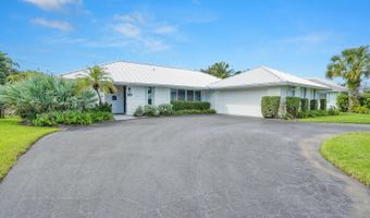 221 Orange Tree Dr, Atlantis, FL 33462