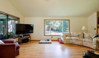 20640 Kandi Ct, Bend, OR 97701